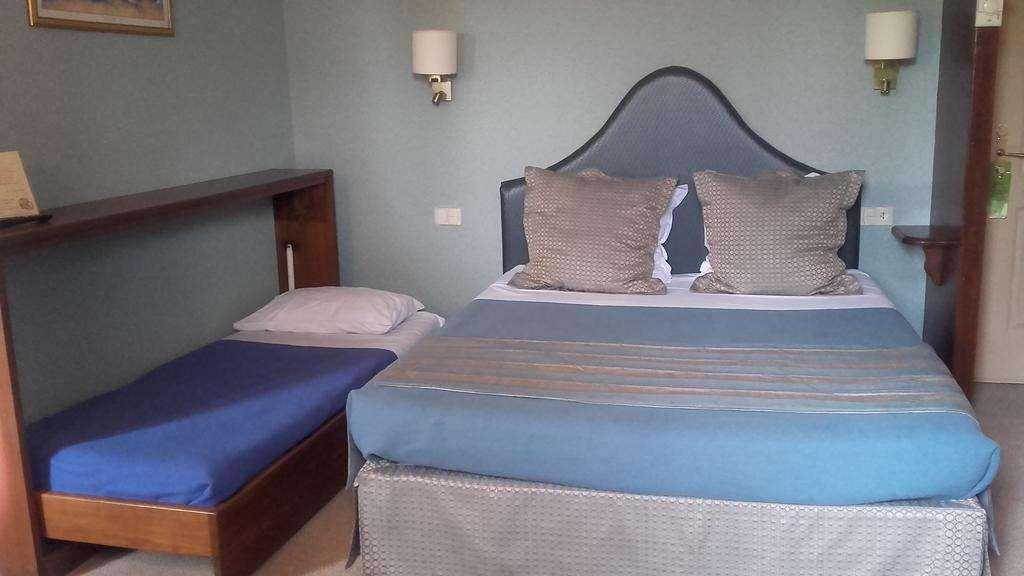 Cit'Hotel Sphinx - Hotel Montelimar Room photo